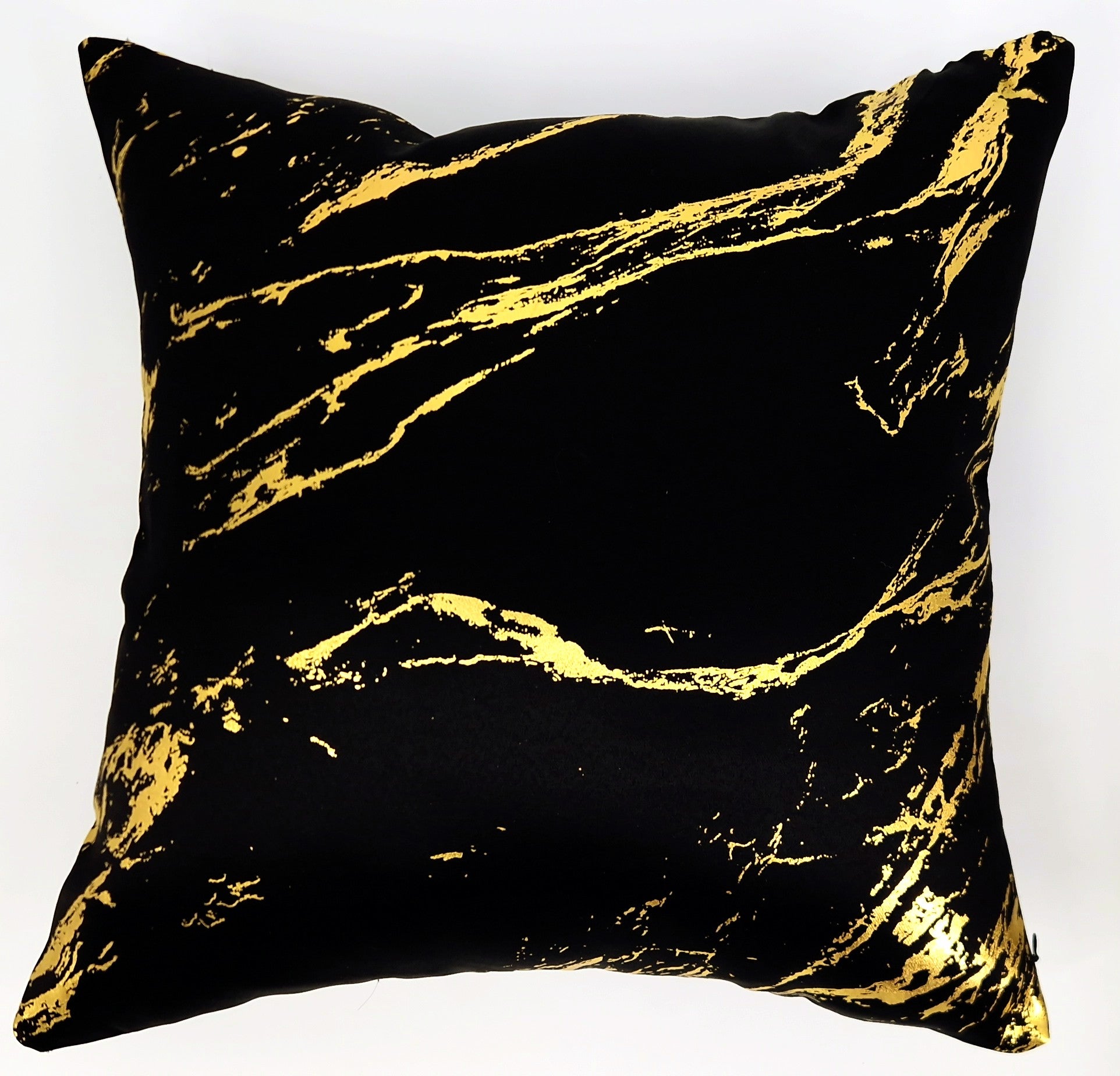 Elyse Black Thermal Blackout Eyelet Curtains With Gold Foil (Black/Gold)