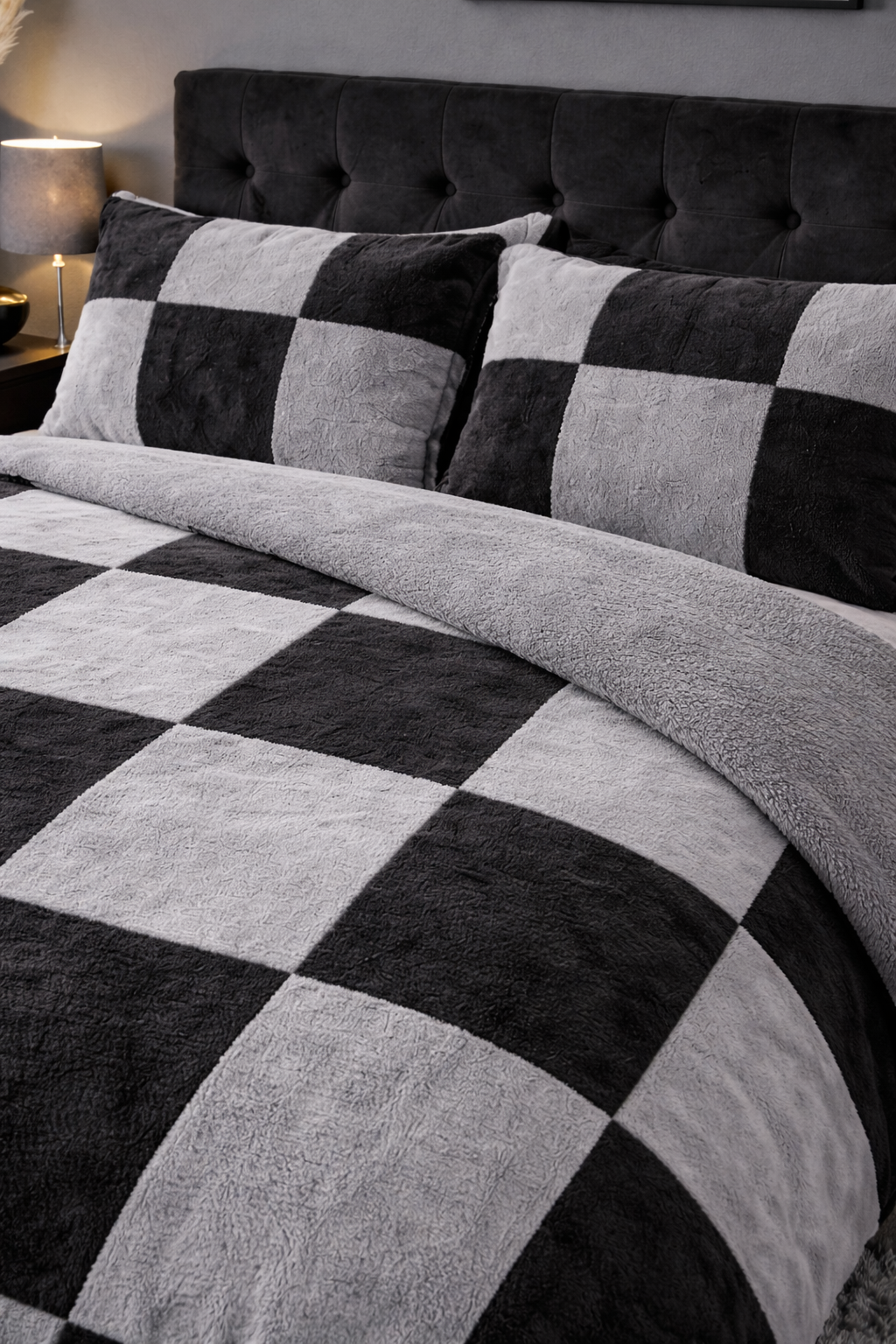 Teddy Fleece Checked Square Duvet Cover And Pillowcase Set (Black/Grey)