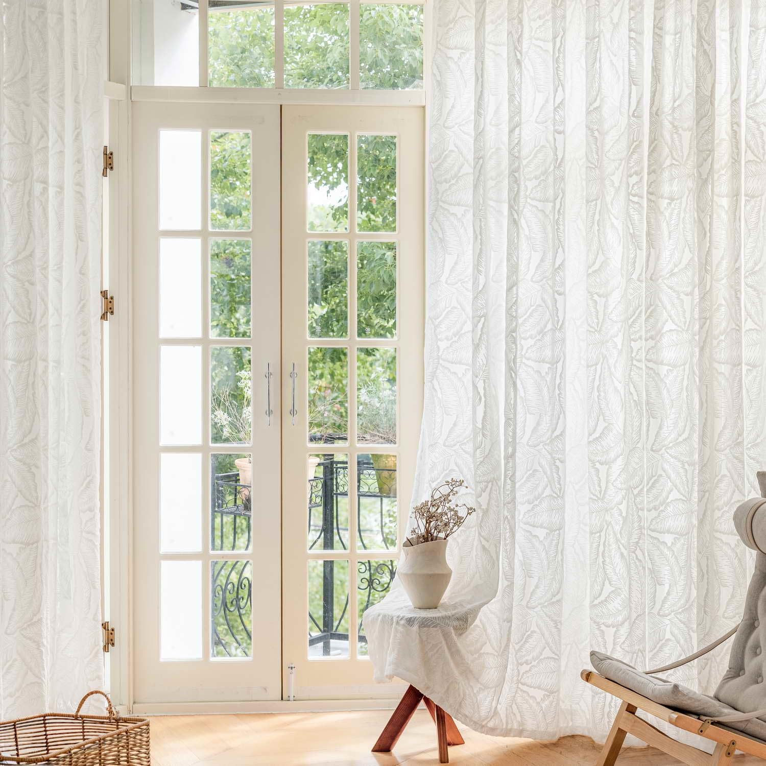 Eden Leaf Voile Slot Top Curtain Panel (White)
