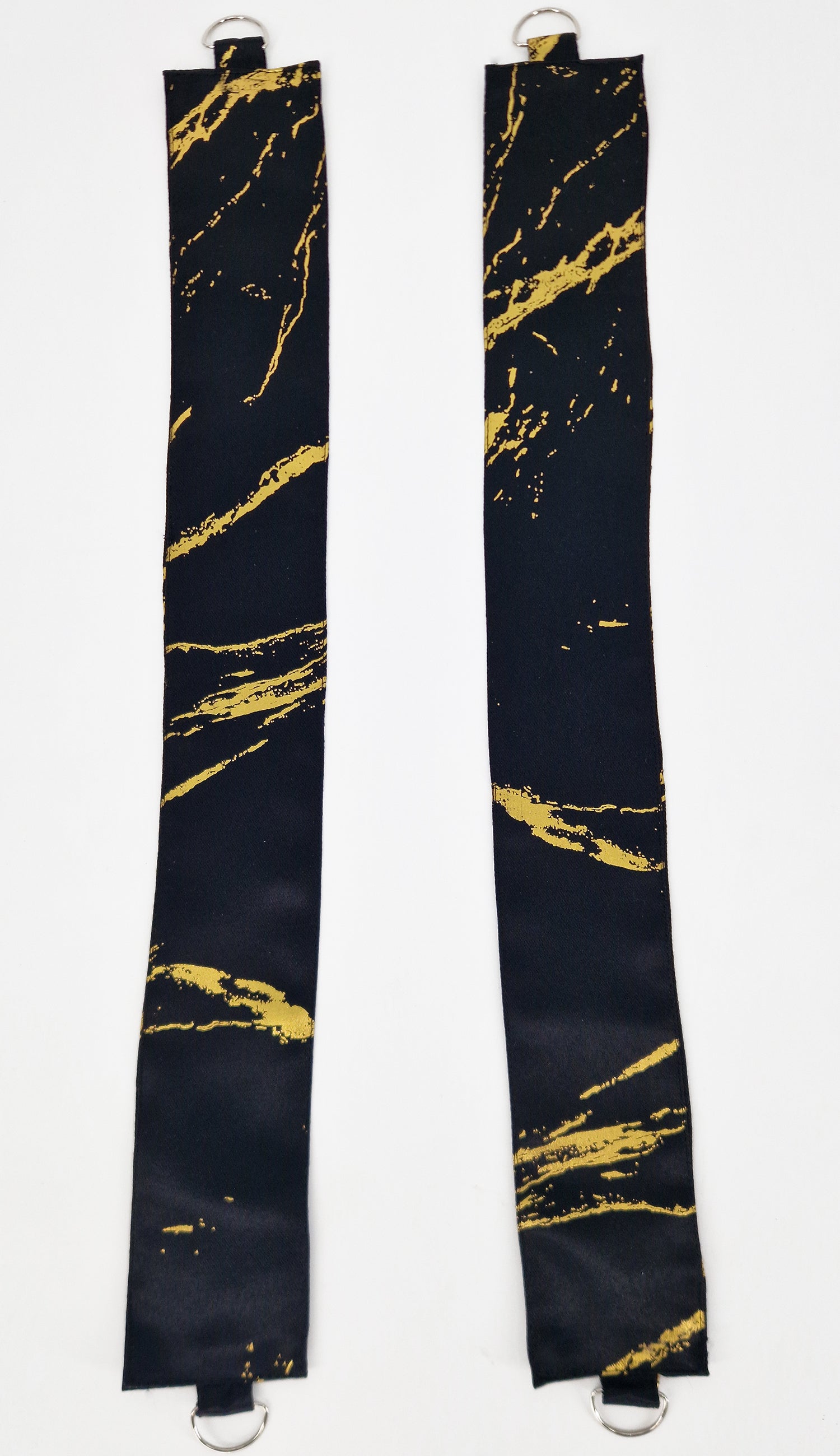 Elyse Black Thermal Blackout Eyelet Curtains With Gold Foil (Black/Gold)