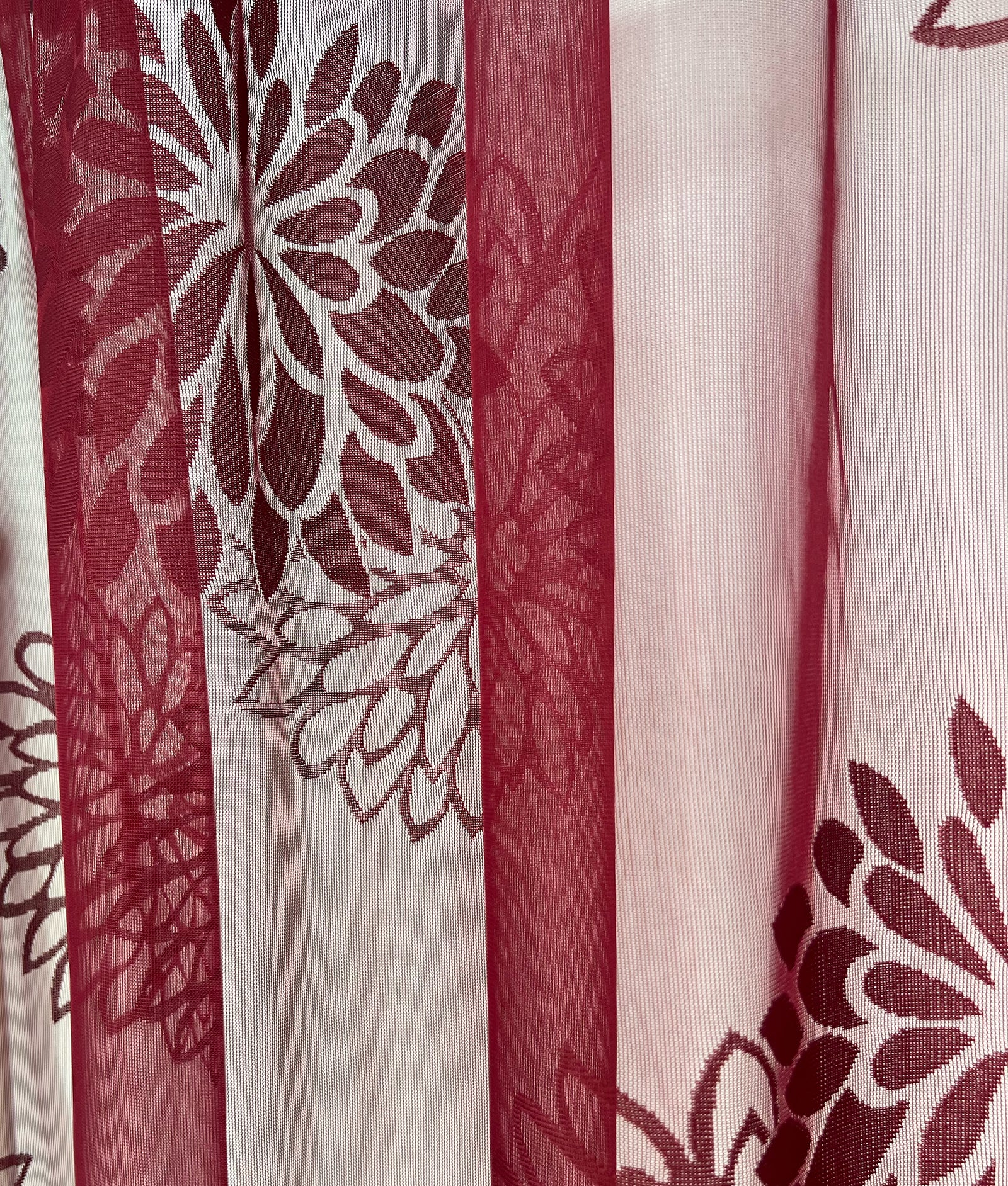 z Lisbon' Pair Of Wine Red Slot Top Net Panels *REDUCED*