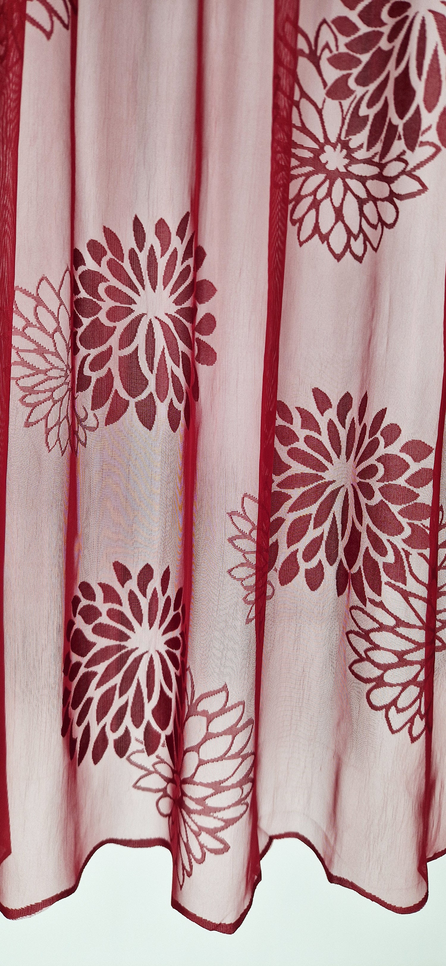 z Lisbon' Pair Of Wine Red Slot Top Net Panels *REDUCED*