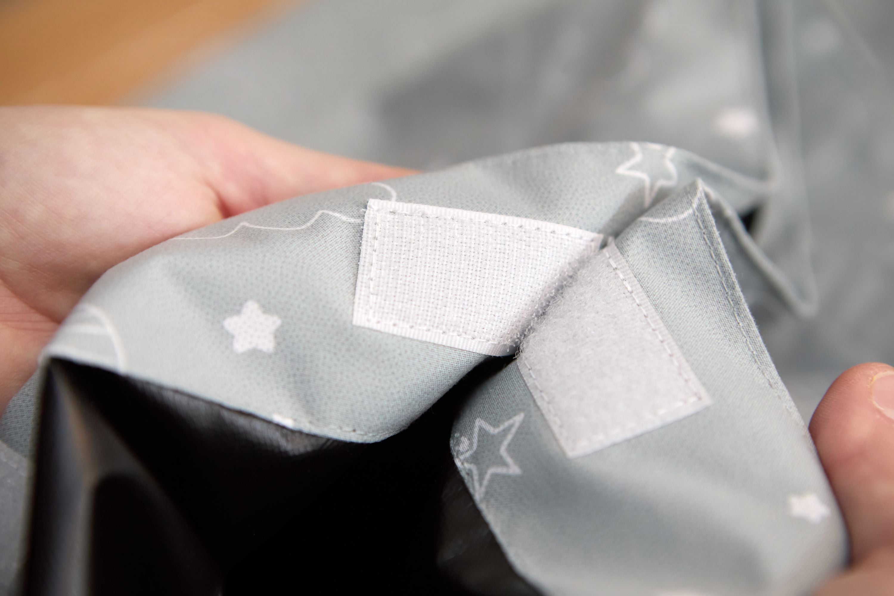 Portable Thermal Blackout Blind (Grey)