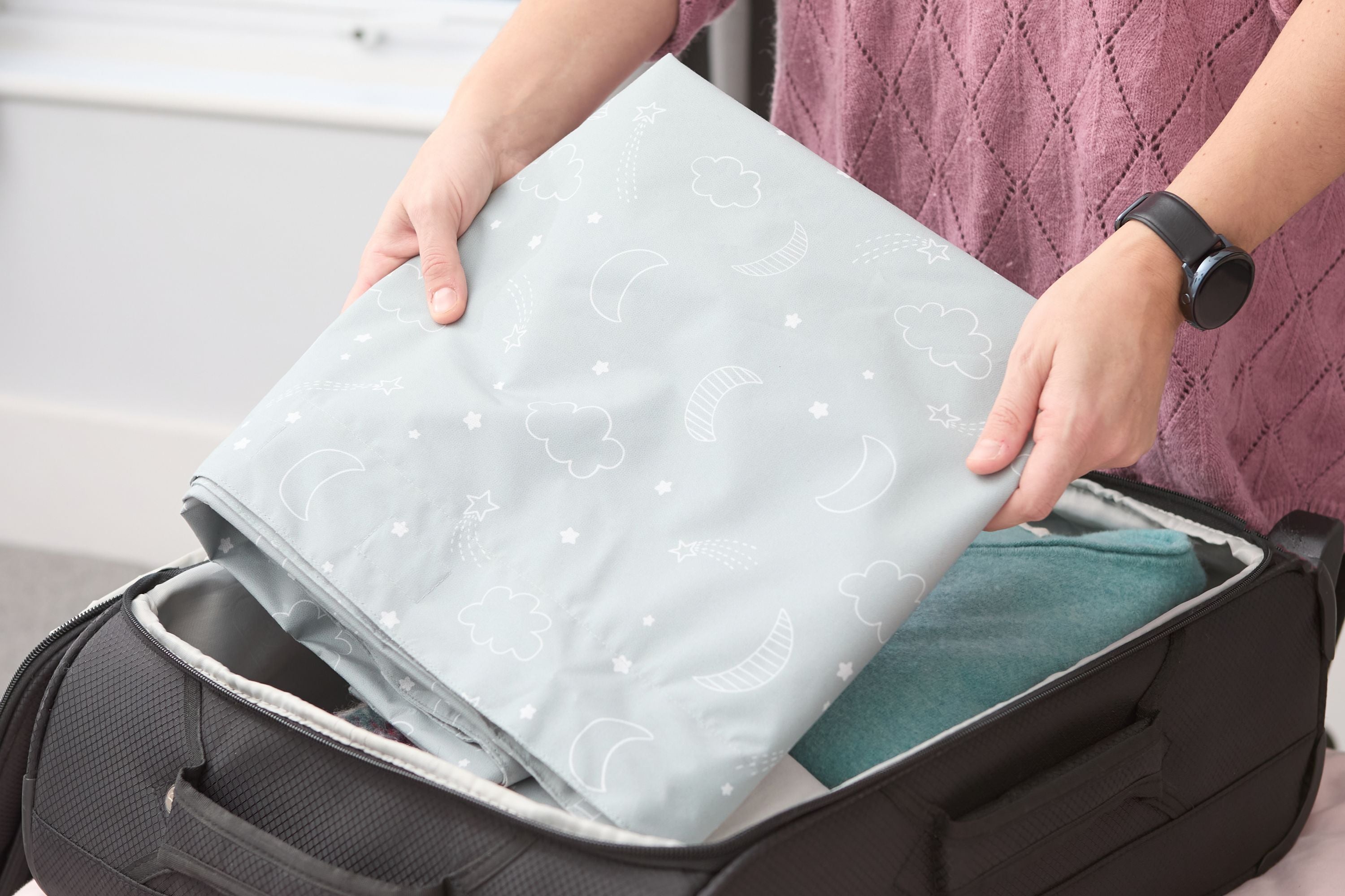 Portable Thermal Blackout Blind (Grey)