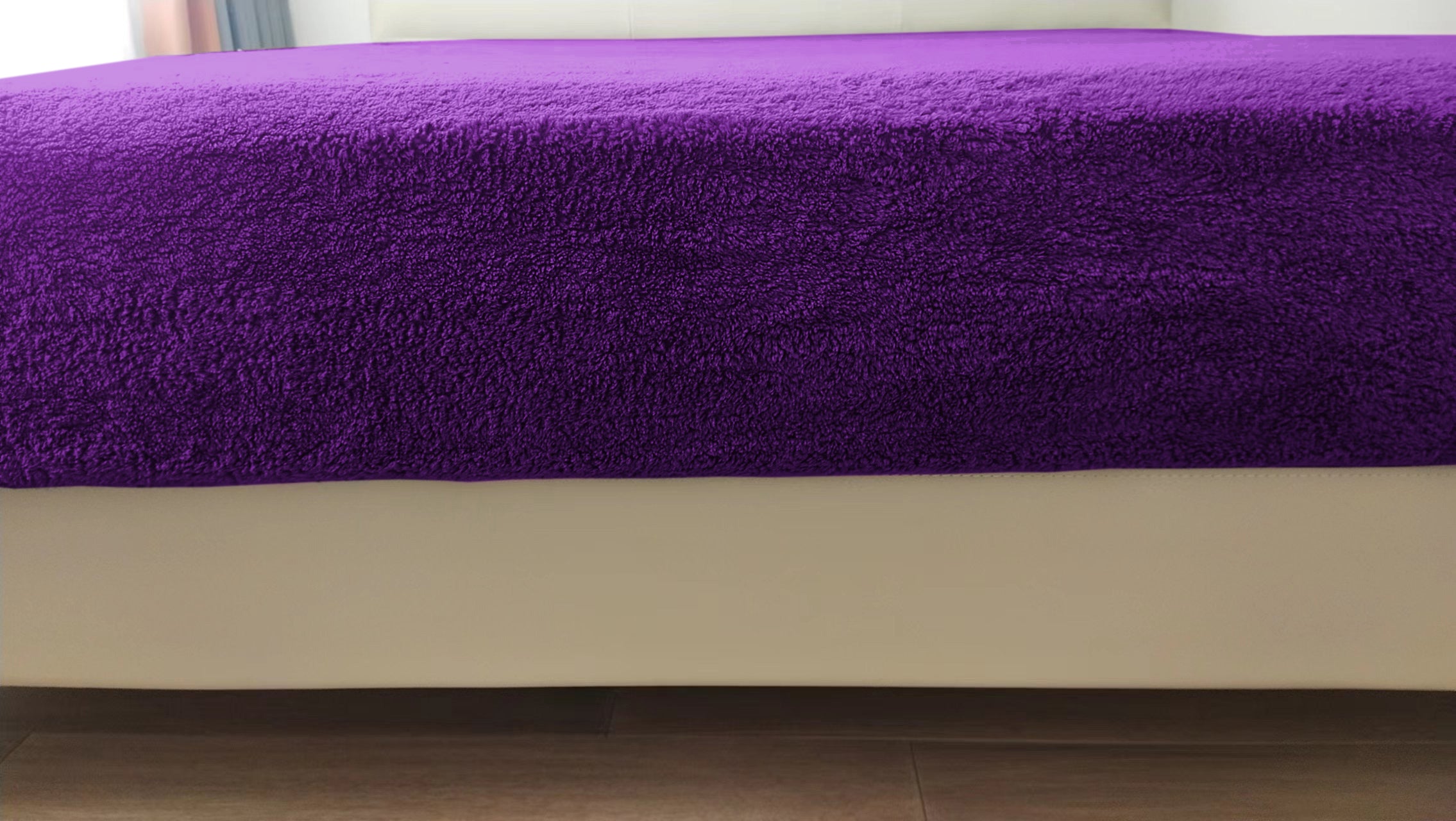 Teddy Fleece Fitted Sheet (Aubergine)