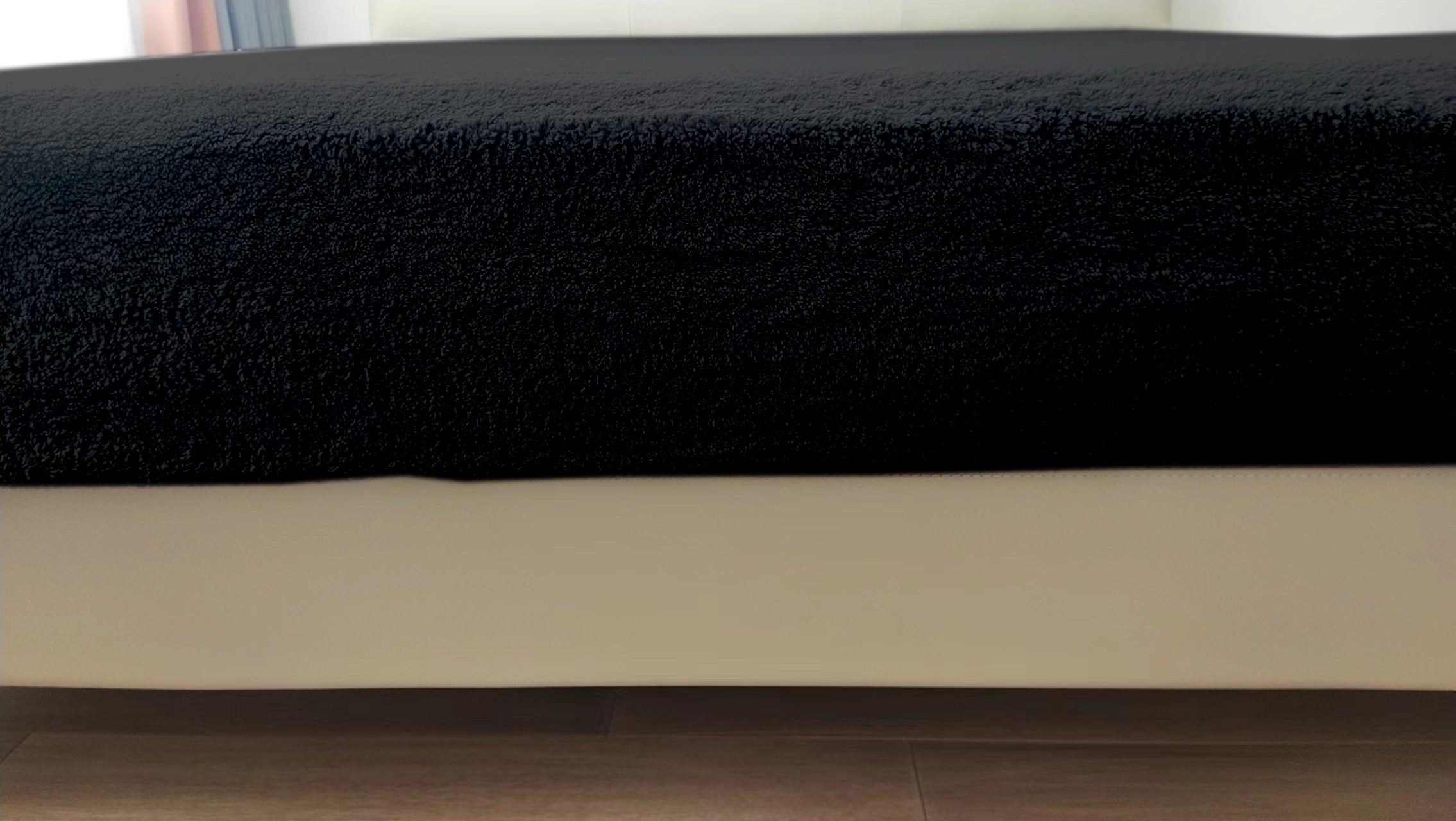 Teddy Fleece Fitted Sheet (Black)