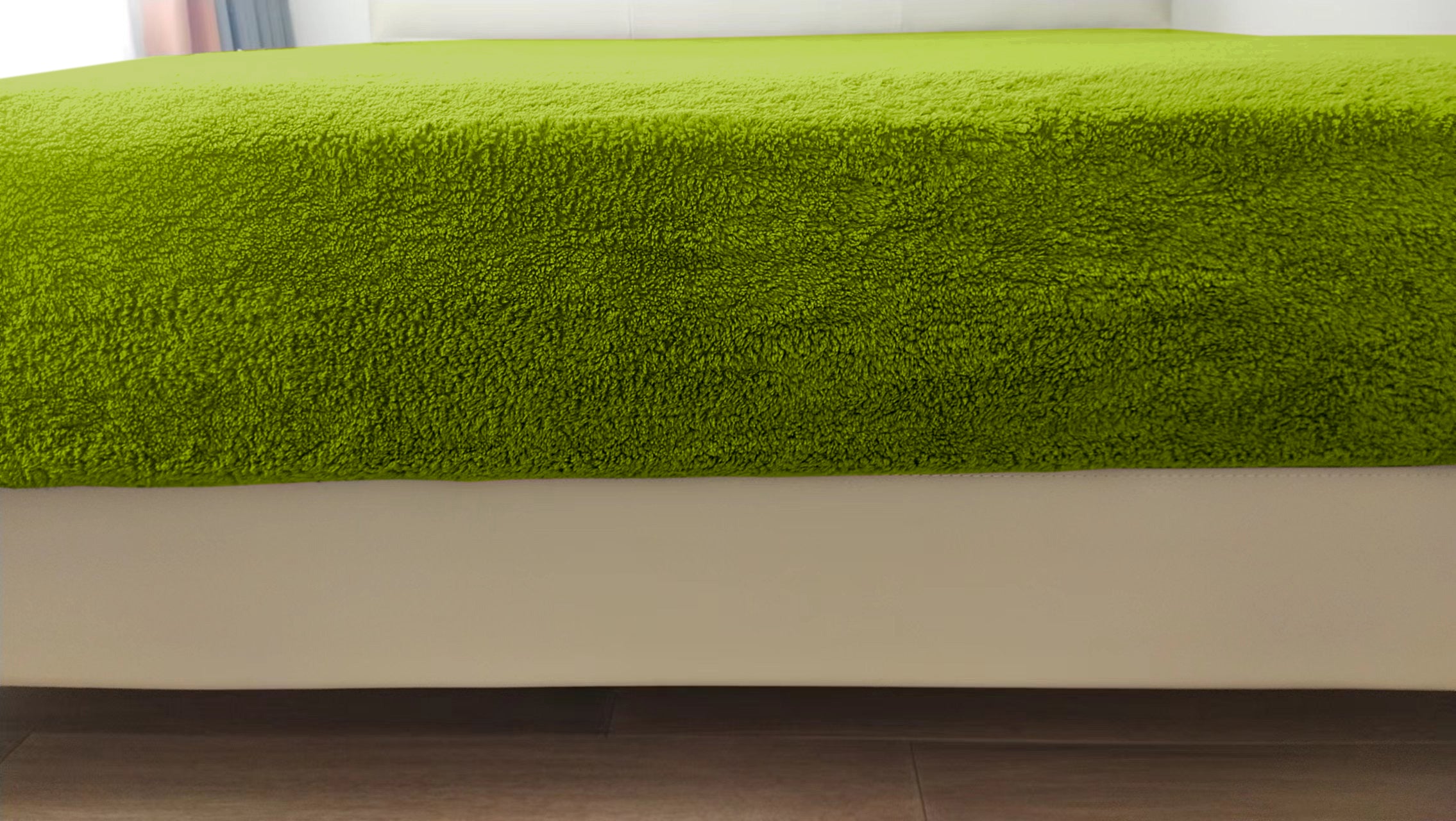 Teddy Fleece Fitted Sheet (Lime)