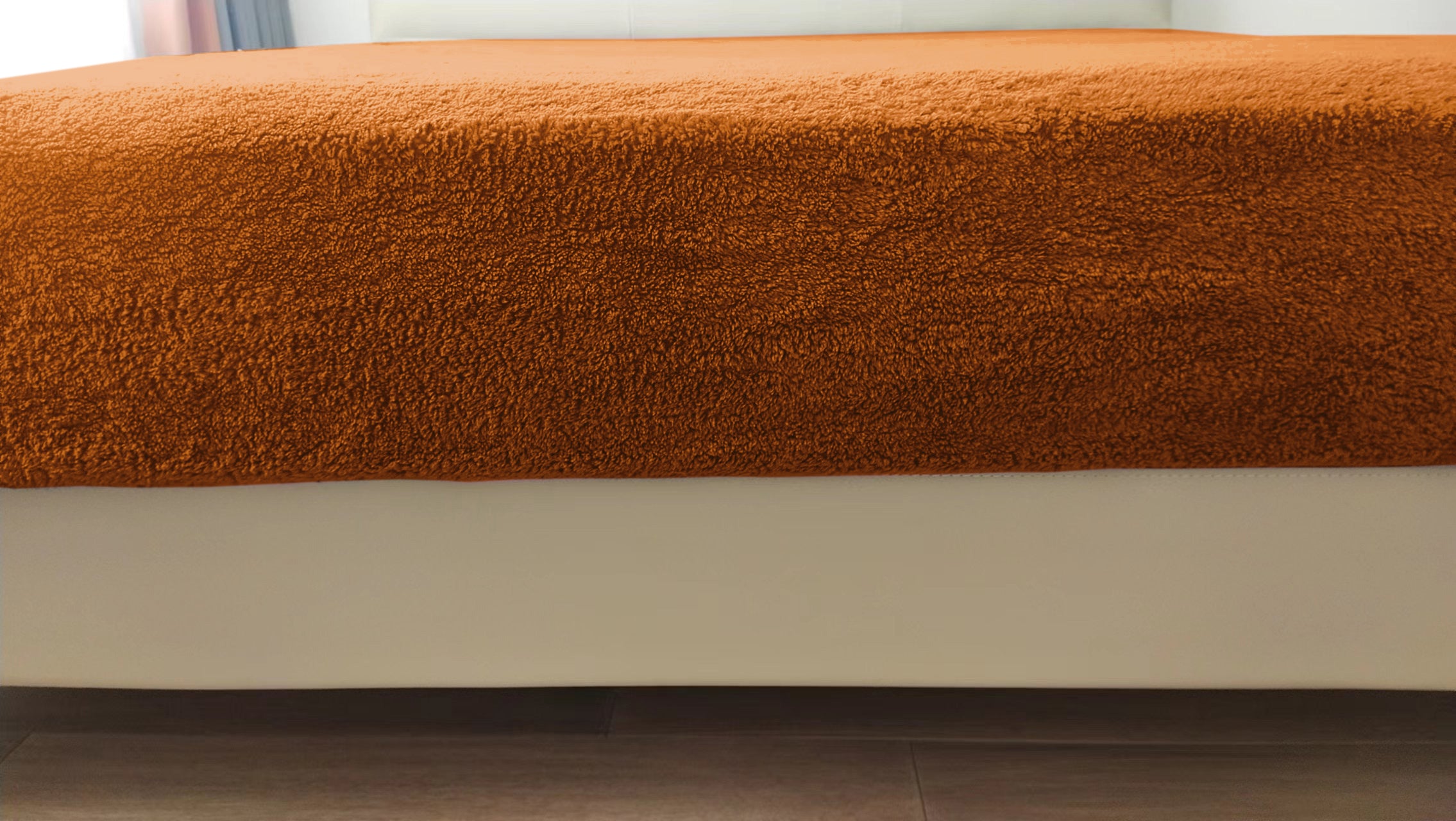 Teddy Fleece Fitted Sheet (Orange)