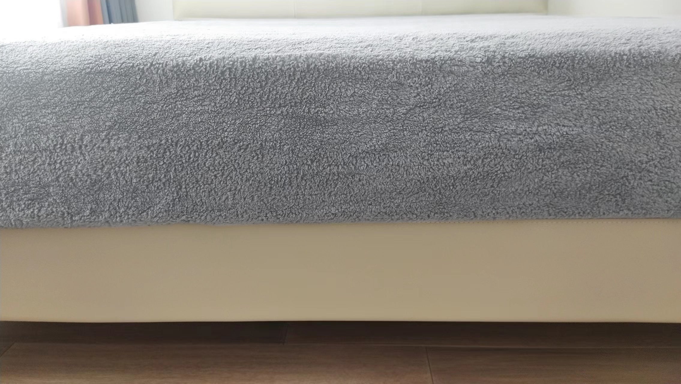 Teddy Fleece Fitted Sheet (Silver)