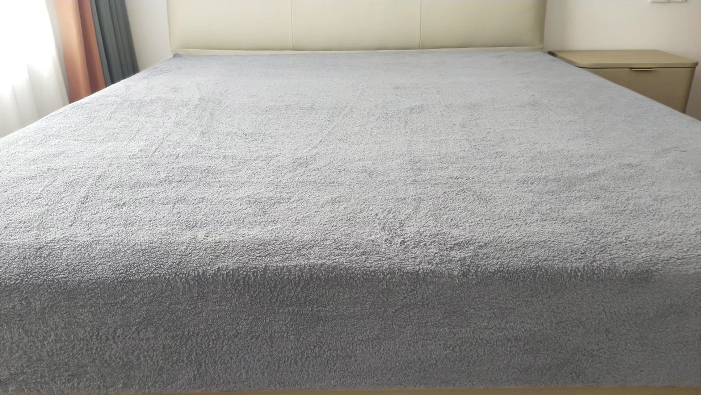 Teddy Fleece Fitted Sheet (Silver)