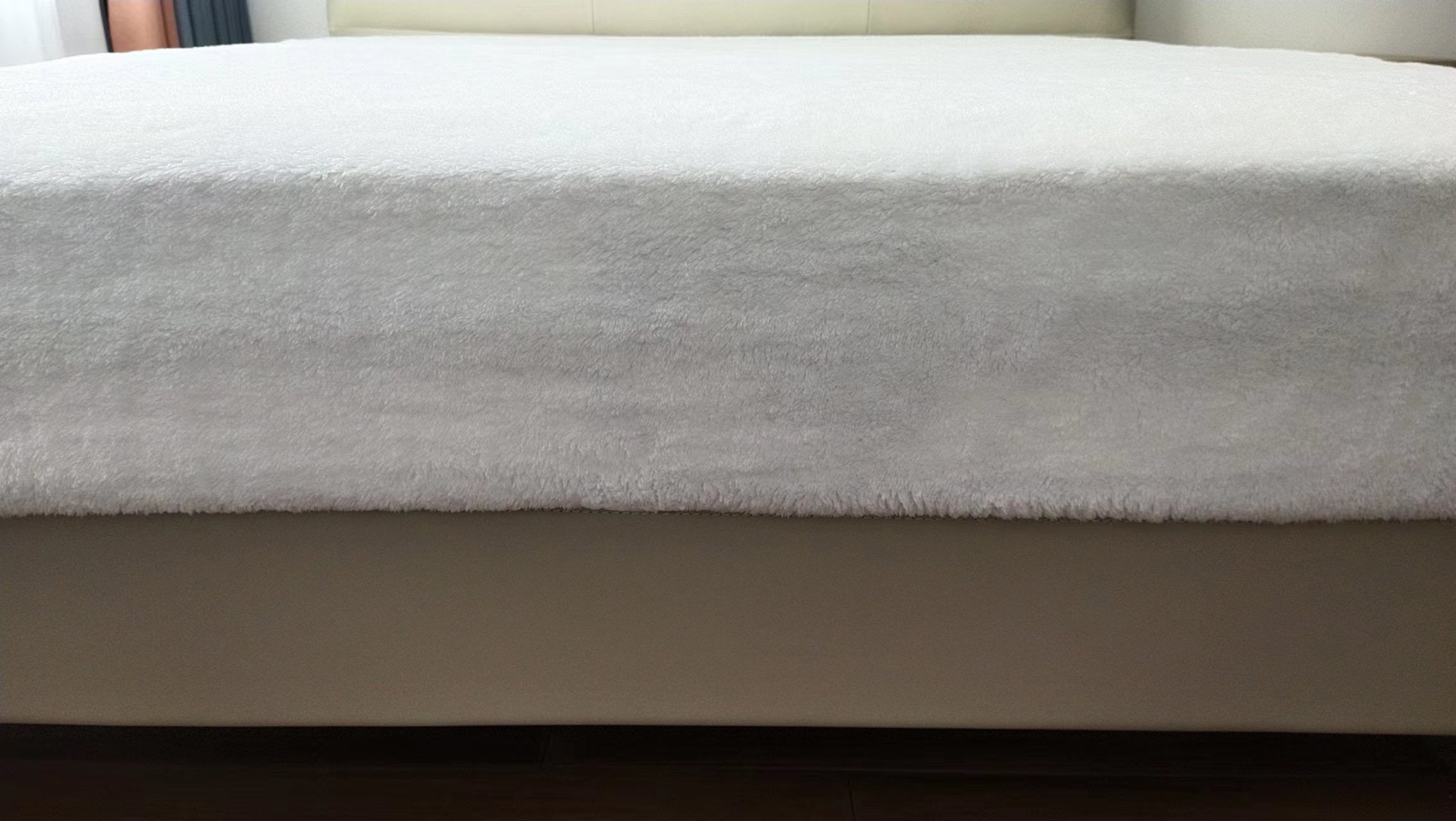 Teddy Fleece Fitted Sheet (White)