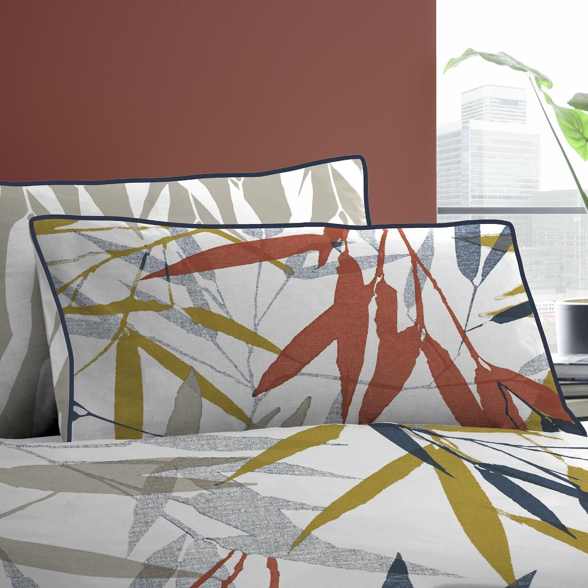 Kata 100% Cotton Reversible Duvet Cover And Pillowcase Set (Navy & Spice)