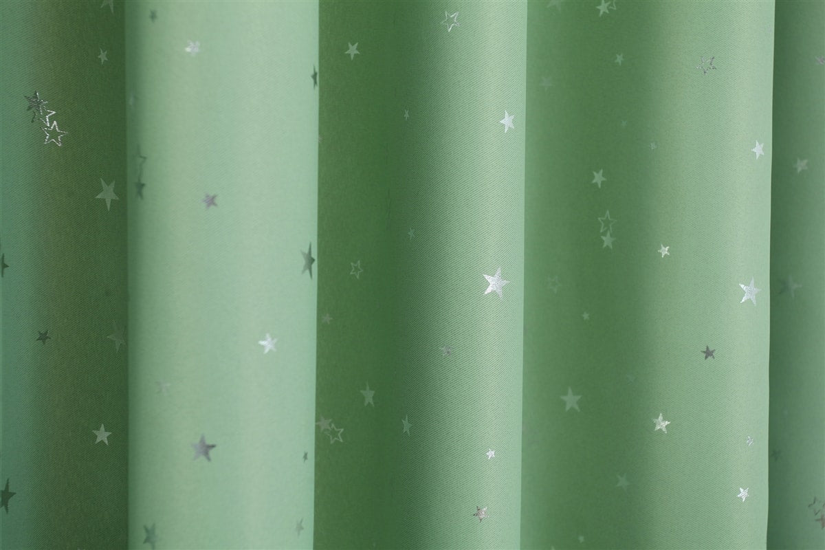 Stars Thermal Blackout Ready Made Eyelet Curtains (Green)