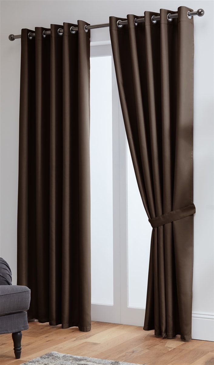 Thermal Blackout Ready Made Eyelet Curtains + Tie Backs (Chocolate)