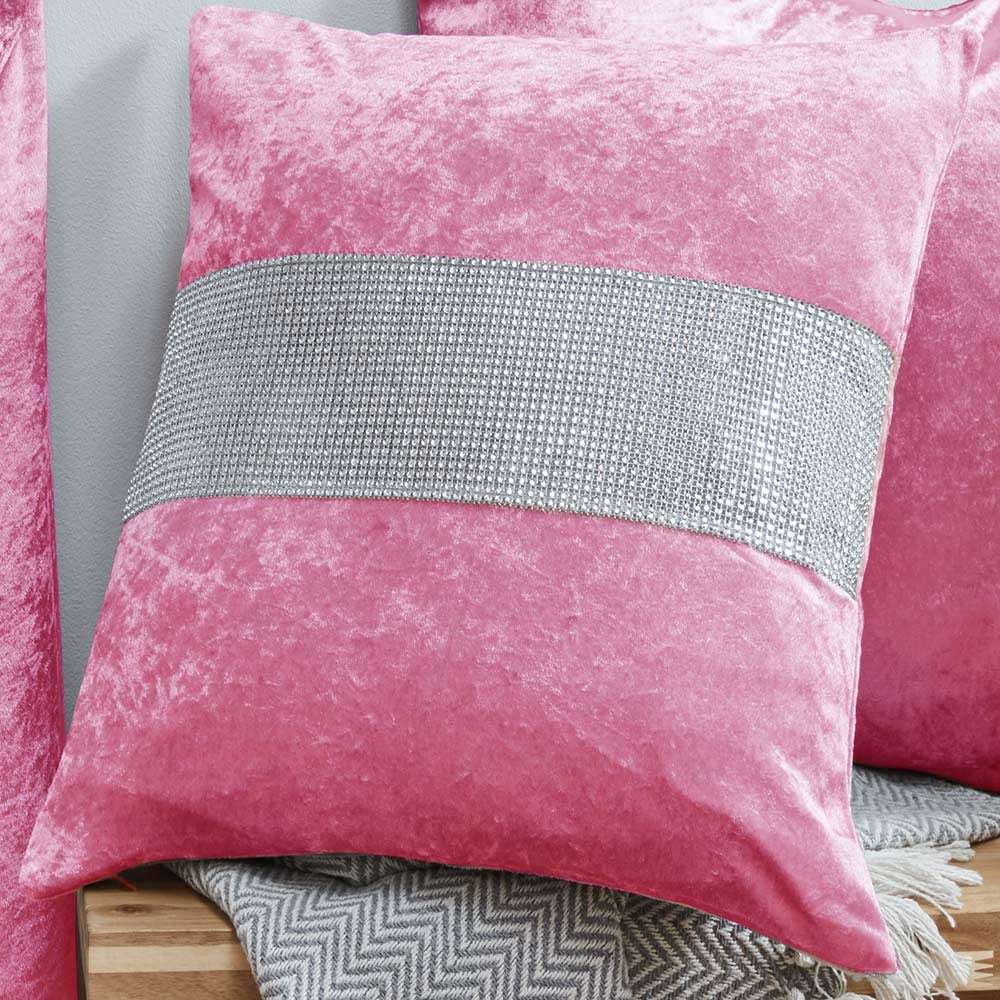 Crushed Velvet Fully Lined Ready Made Eyelet Curtains (Pink)
