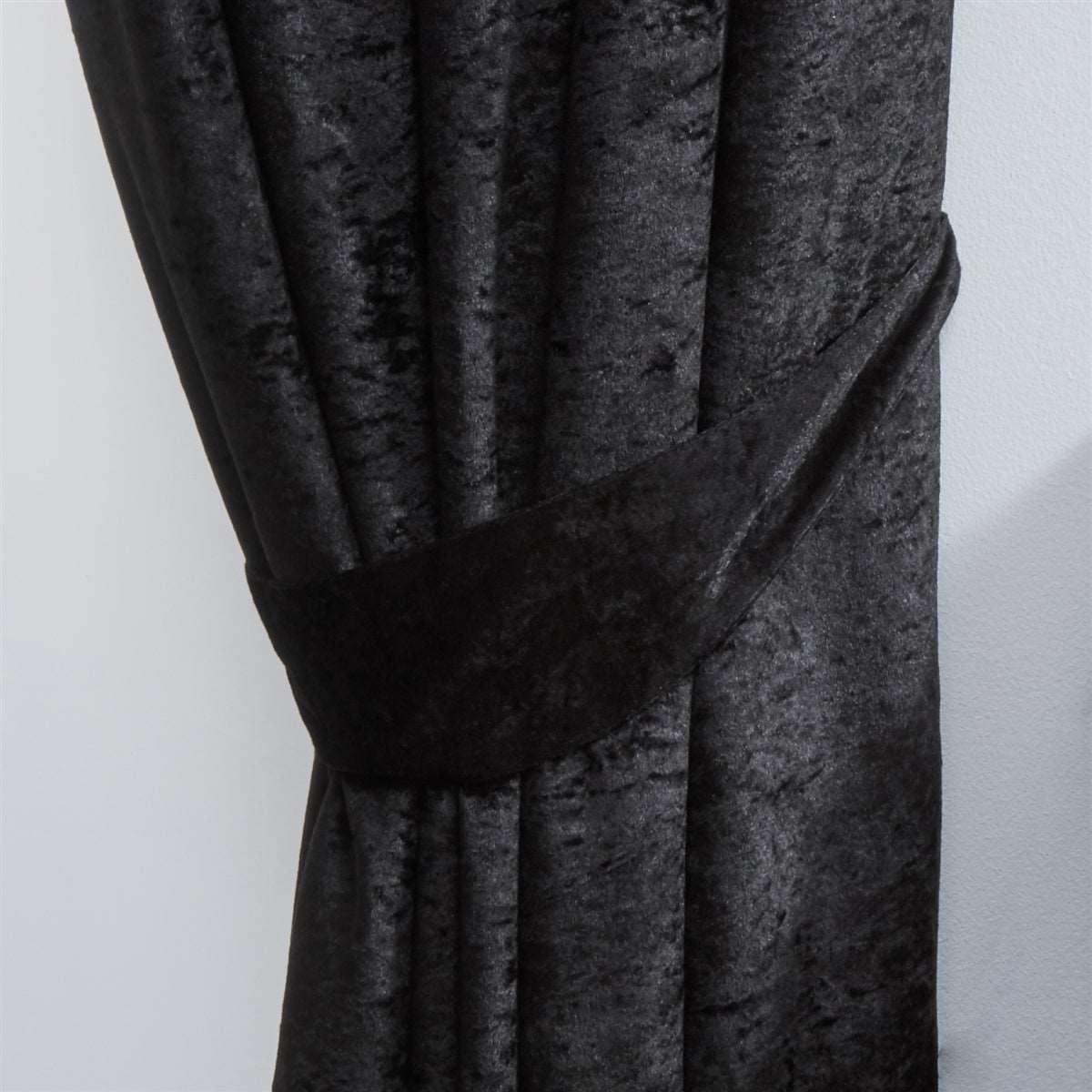 Crushed Velvet Fully Lined Ready Made Tape Top Curtains (Black)