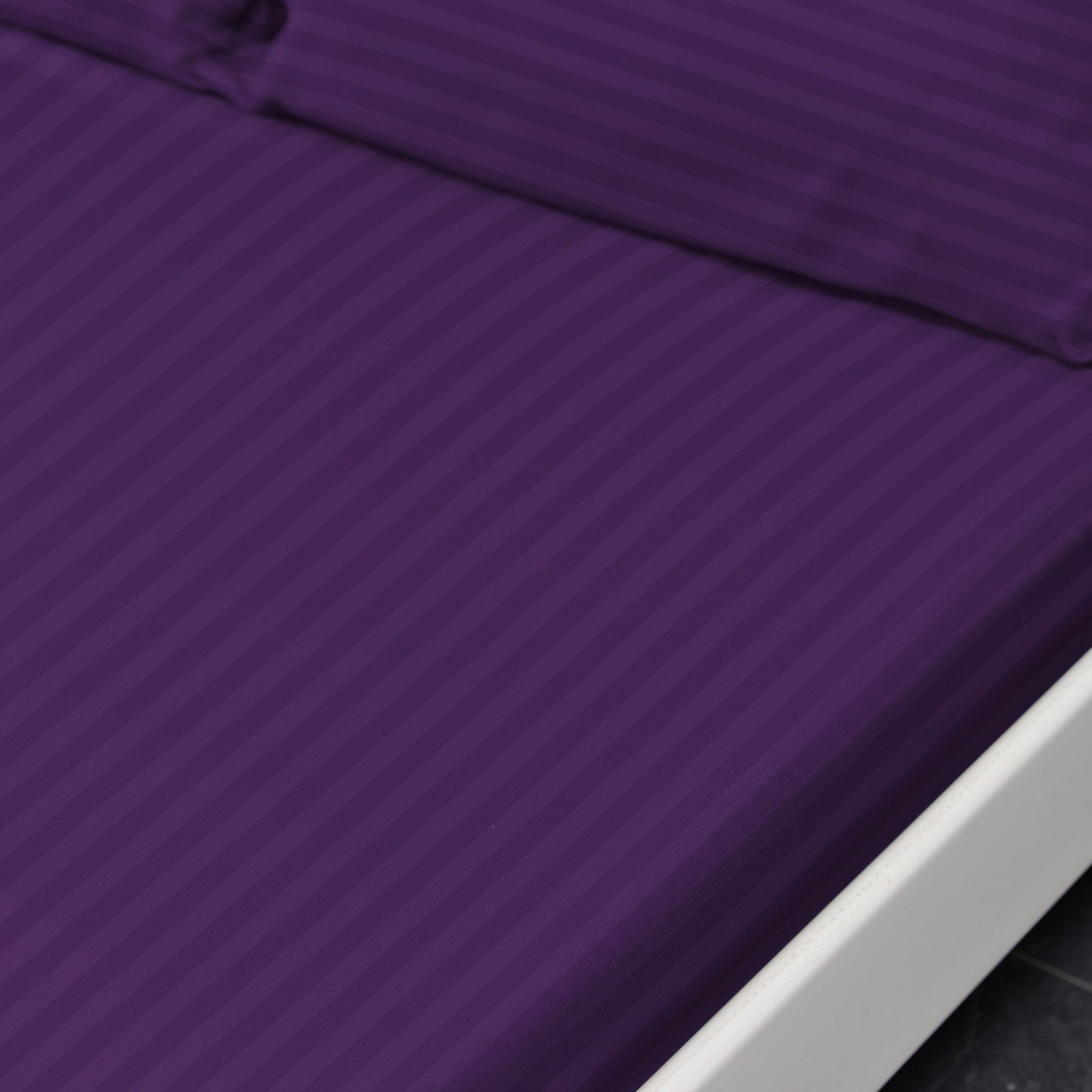 Striped Microfibre Fitted Bed Sheet (Aubergine)