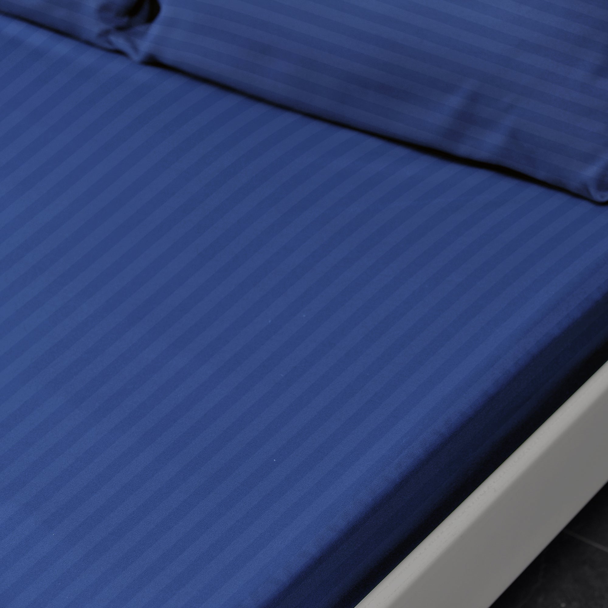 Striped Microfibre Fitted Bed Sheet (Blue)