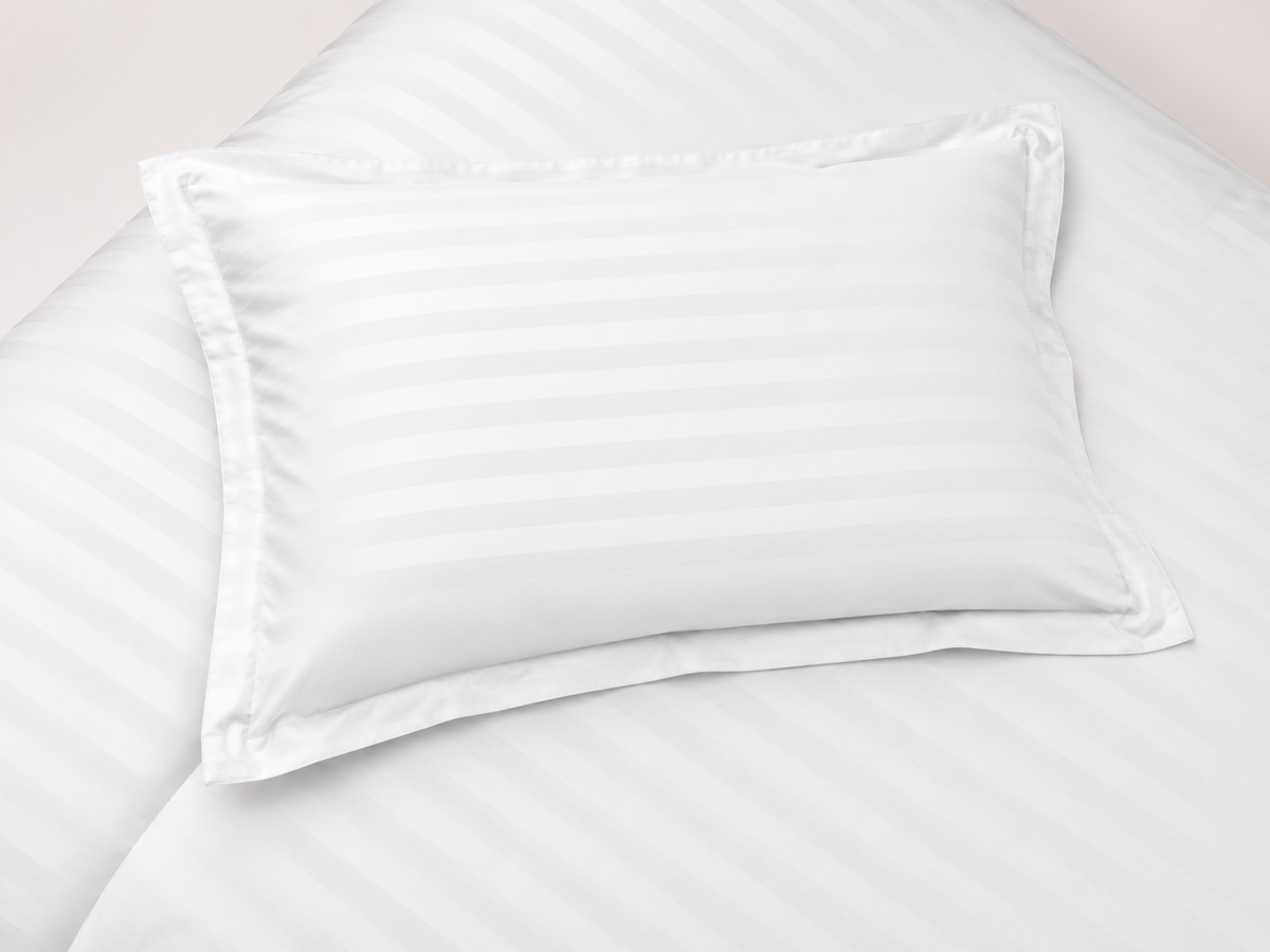 Striped Duvet Cover Bedding Set With Pillowcase (White)