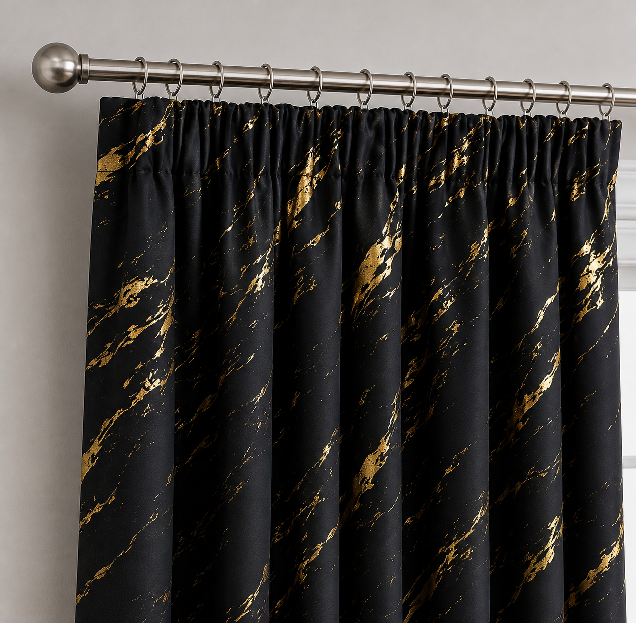 Elyse Black Thermal Blackout Pencil Pleat Curtains With Gold Foil (Black/Gold)
