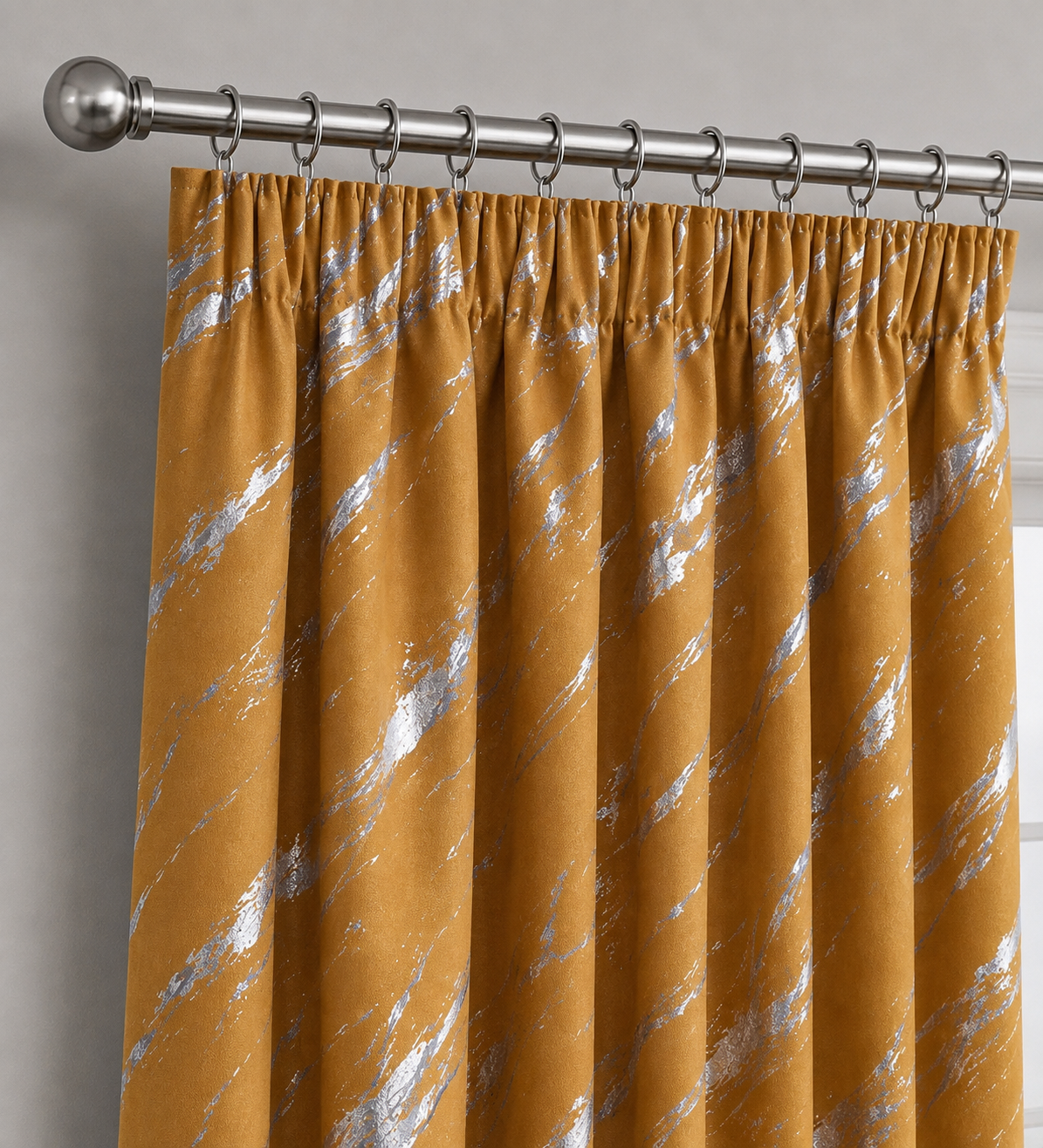 Elyse Gold Thermal Blackout Pencil Pleat Curtains With Silver Foil (Gold/Silver)