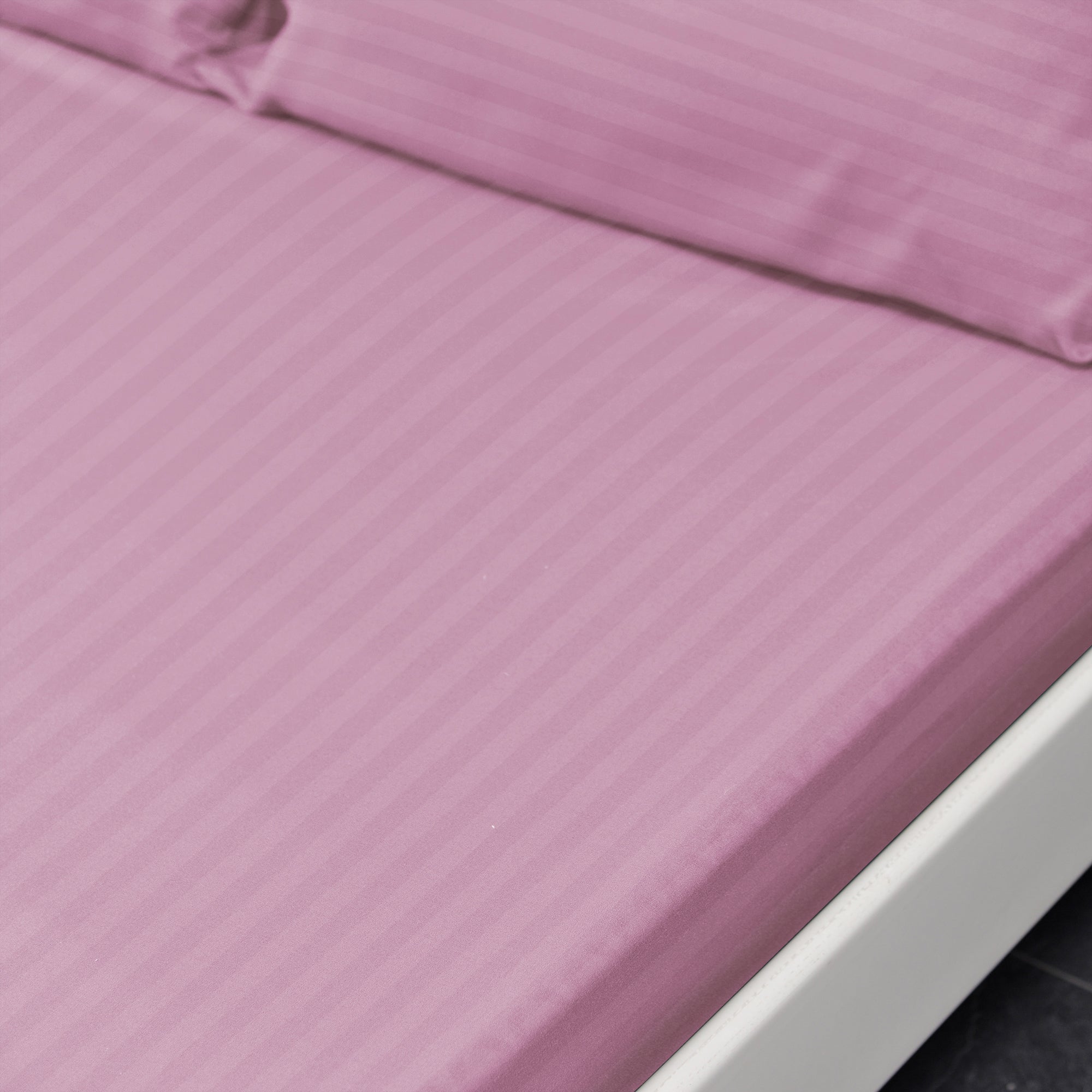 Striped Microfibre Fitted Bed Sheet (Pink)