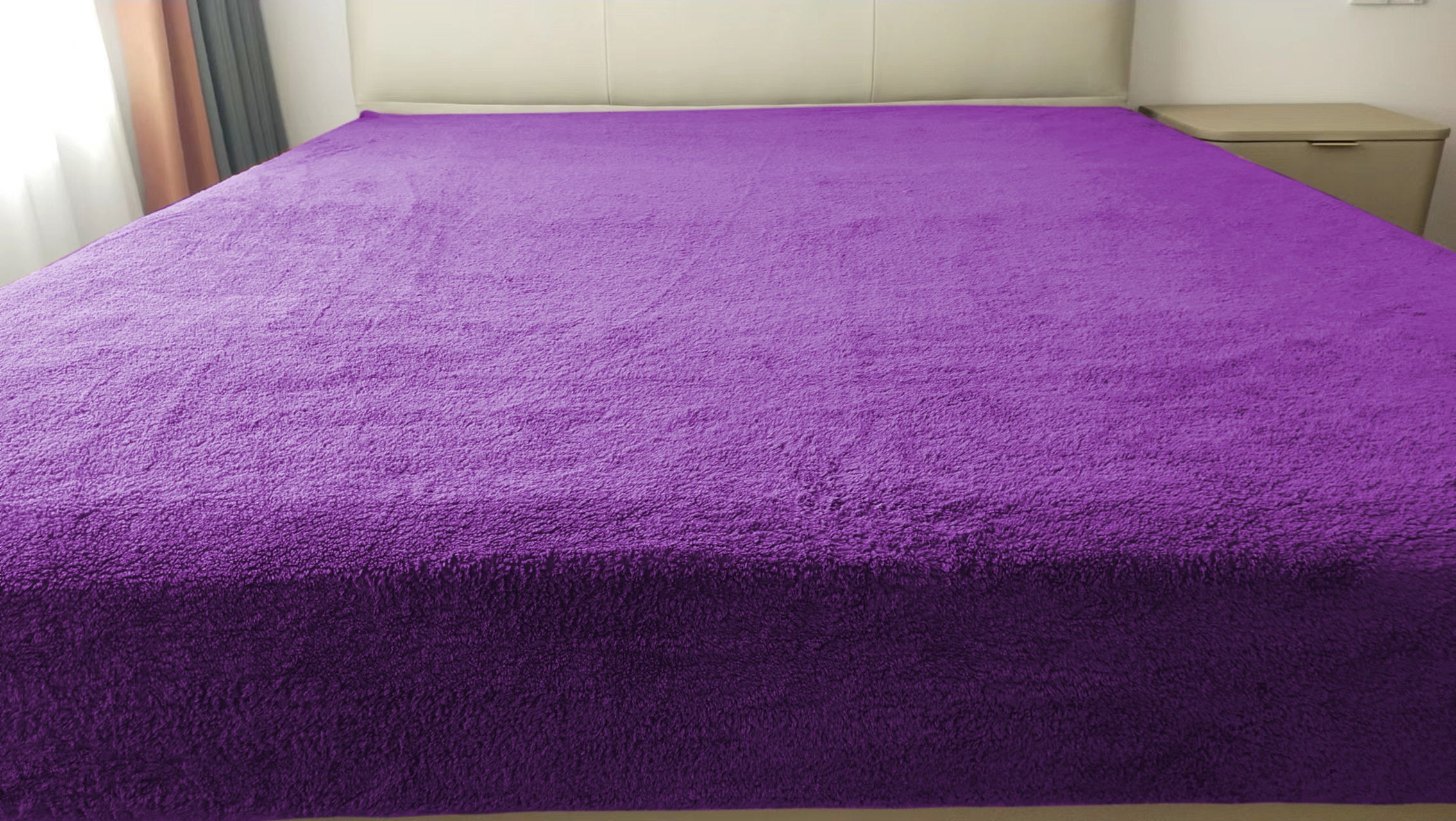 Teddy Fleece Fitted Sheet (Aubergine)