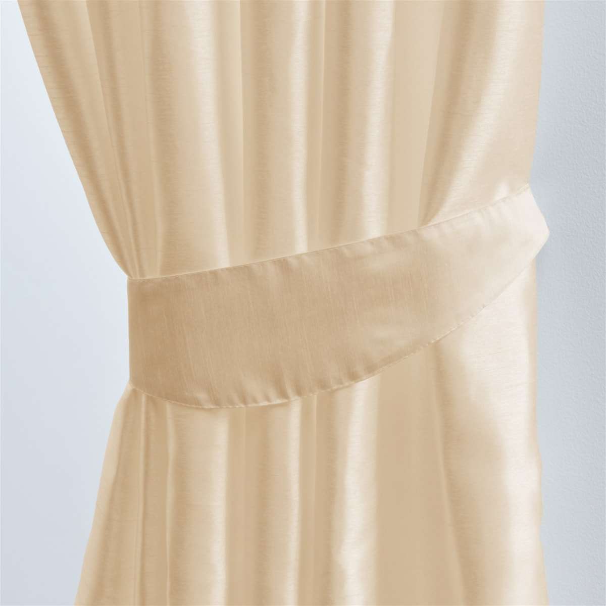 Faux Silk Tape Top Fully Lined Curtains (Cream)