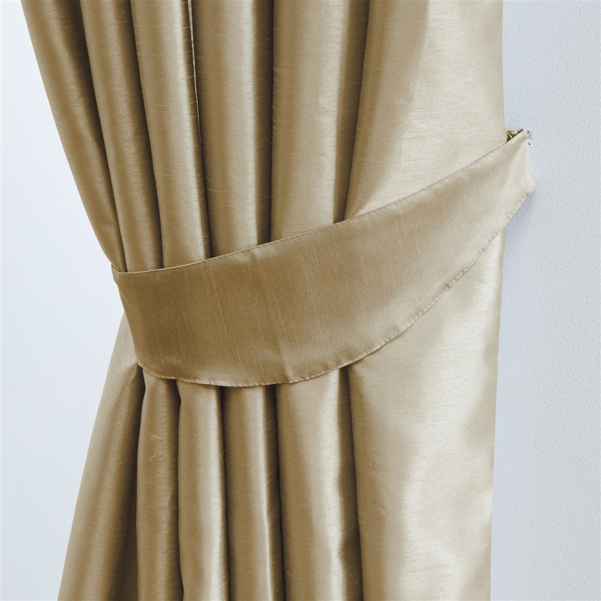 Faux Silk Tape Top Fully Lined Curtains (Latte)