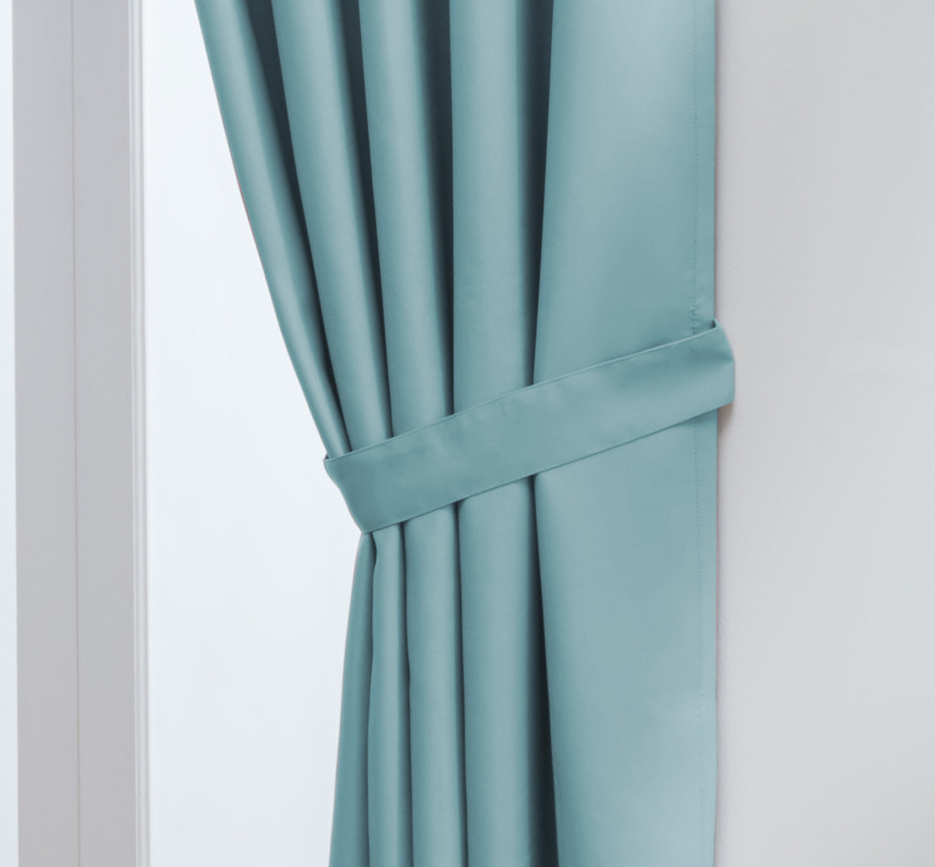 Thermal Blackout Ready Made Tape Top Curtains + Tie Backs (Aqua)